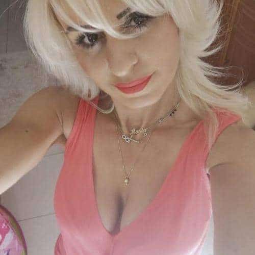 Blonde und willige Dame sucht lokales Sextreffen